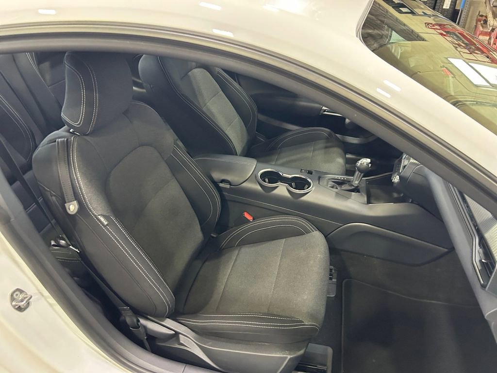 Used 2025 Ford Mustang Coupe image 17