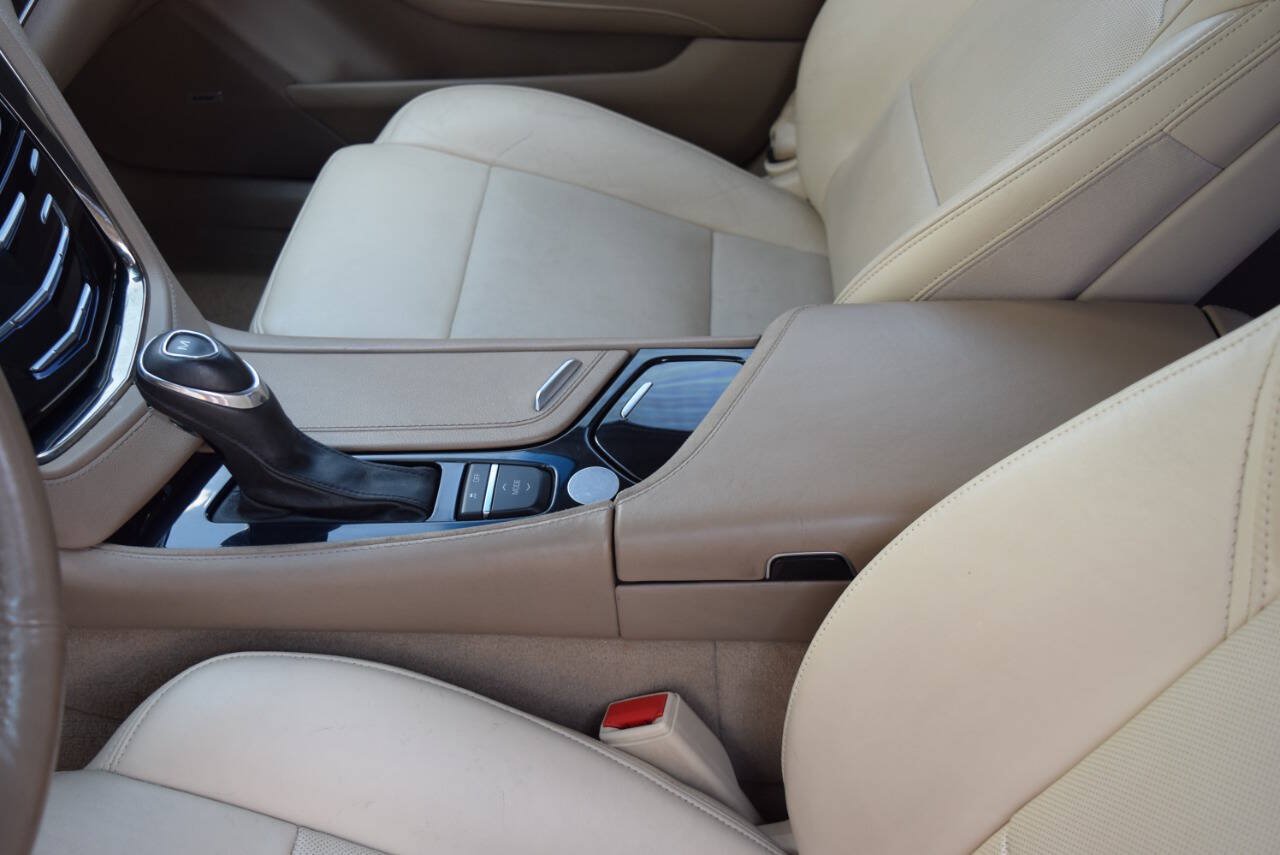 Used 2014 Cadillac CTS Luxury RWD image 28