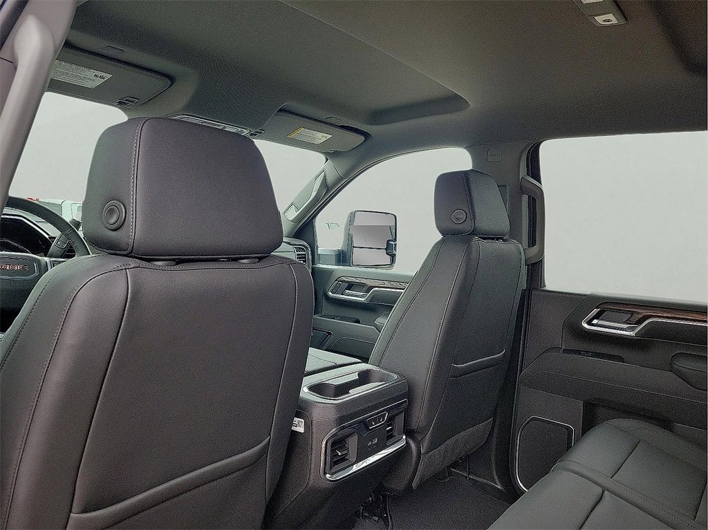 New 2026 GMC Sierra 2500 SLT w/ Texas SLT Premium Package image 12