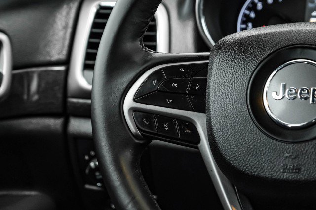 Used 2018 Jeep Grand Cherokee Laredo image 15