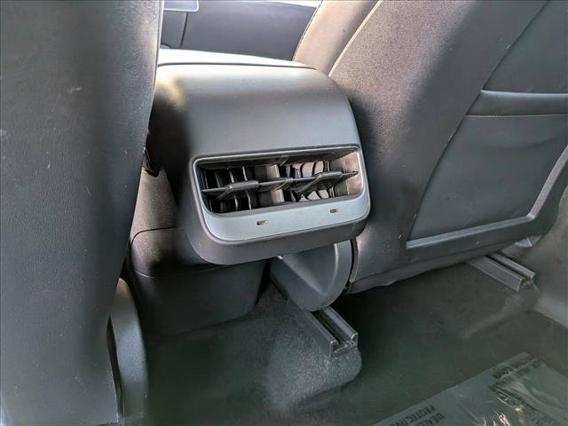 Used 2021 Tesla Model Y Performance AWD/4WD image 22