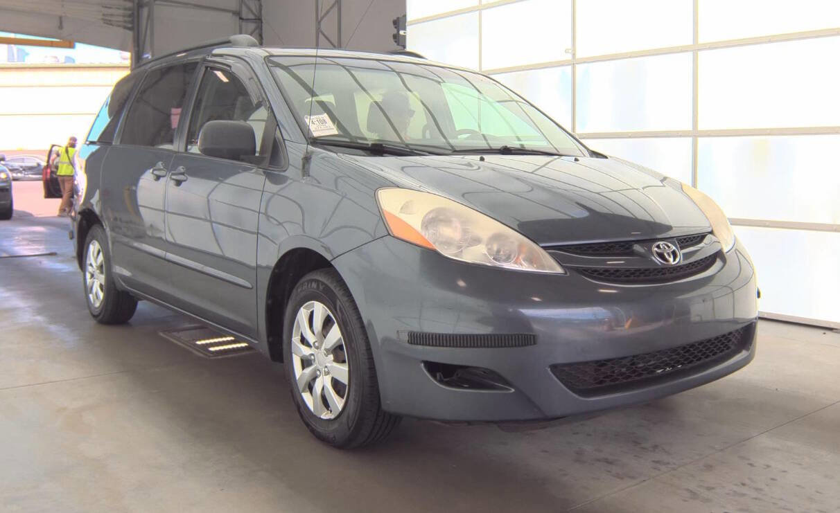 Used 2008 Toyota Sienna CE