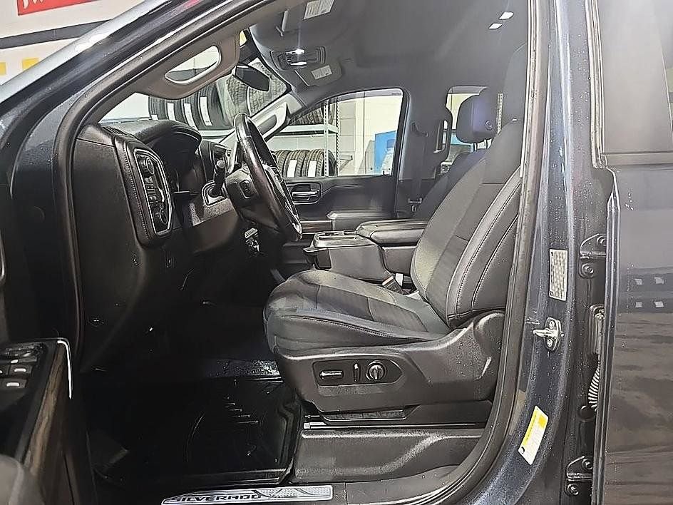 Used 2019 Chevrolet Silverado 1500 LT w/ All-Star Edition image 12