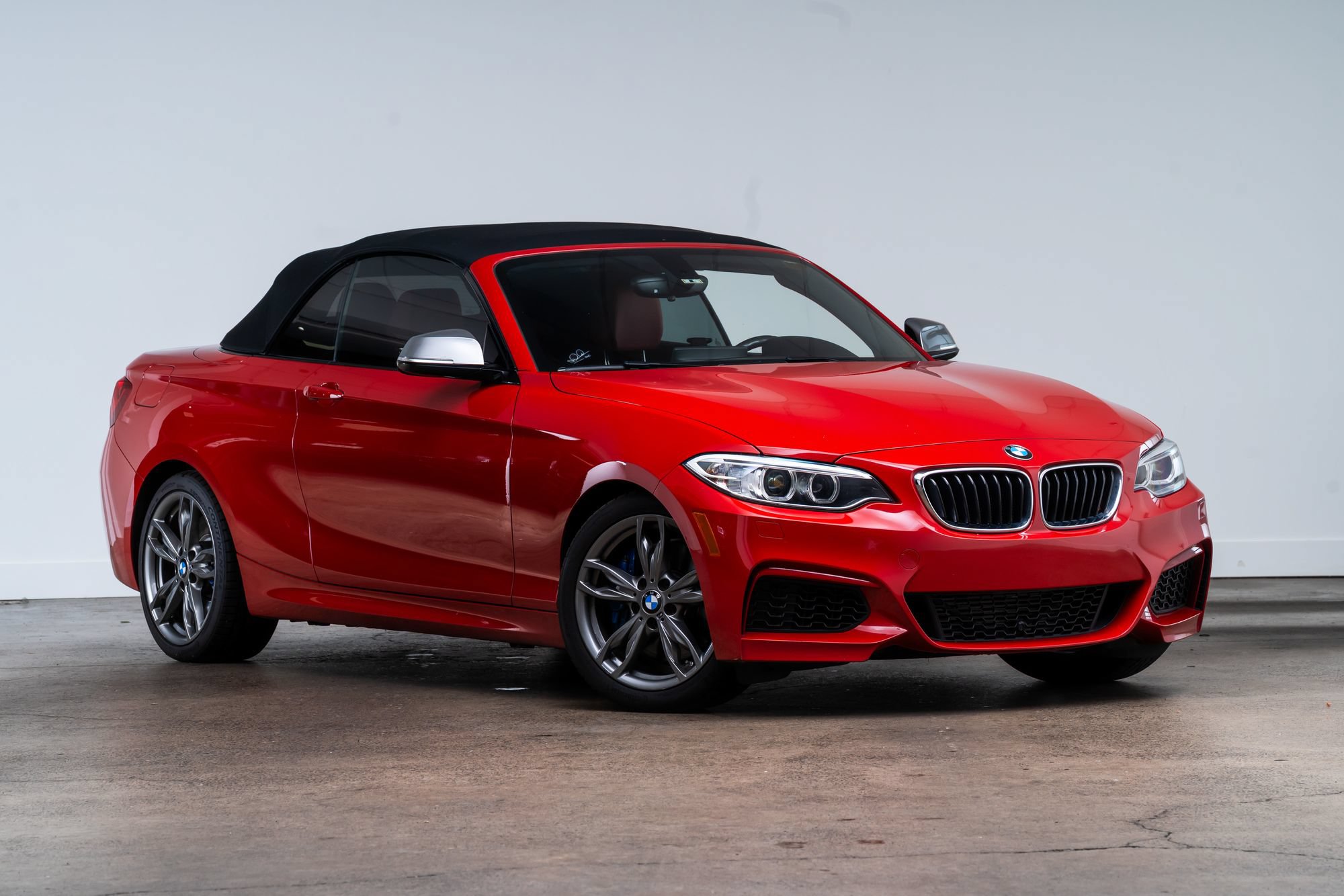 Used 2016 BMW M235i xDrive Convertible AWD/4WD image 25