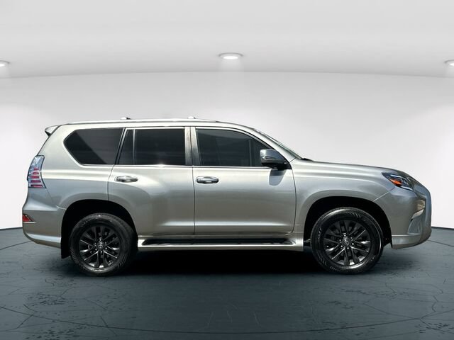 Used 2023 Lexus GX 460 Premium w/ Premium Package AWD/4WD image 8