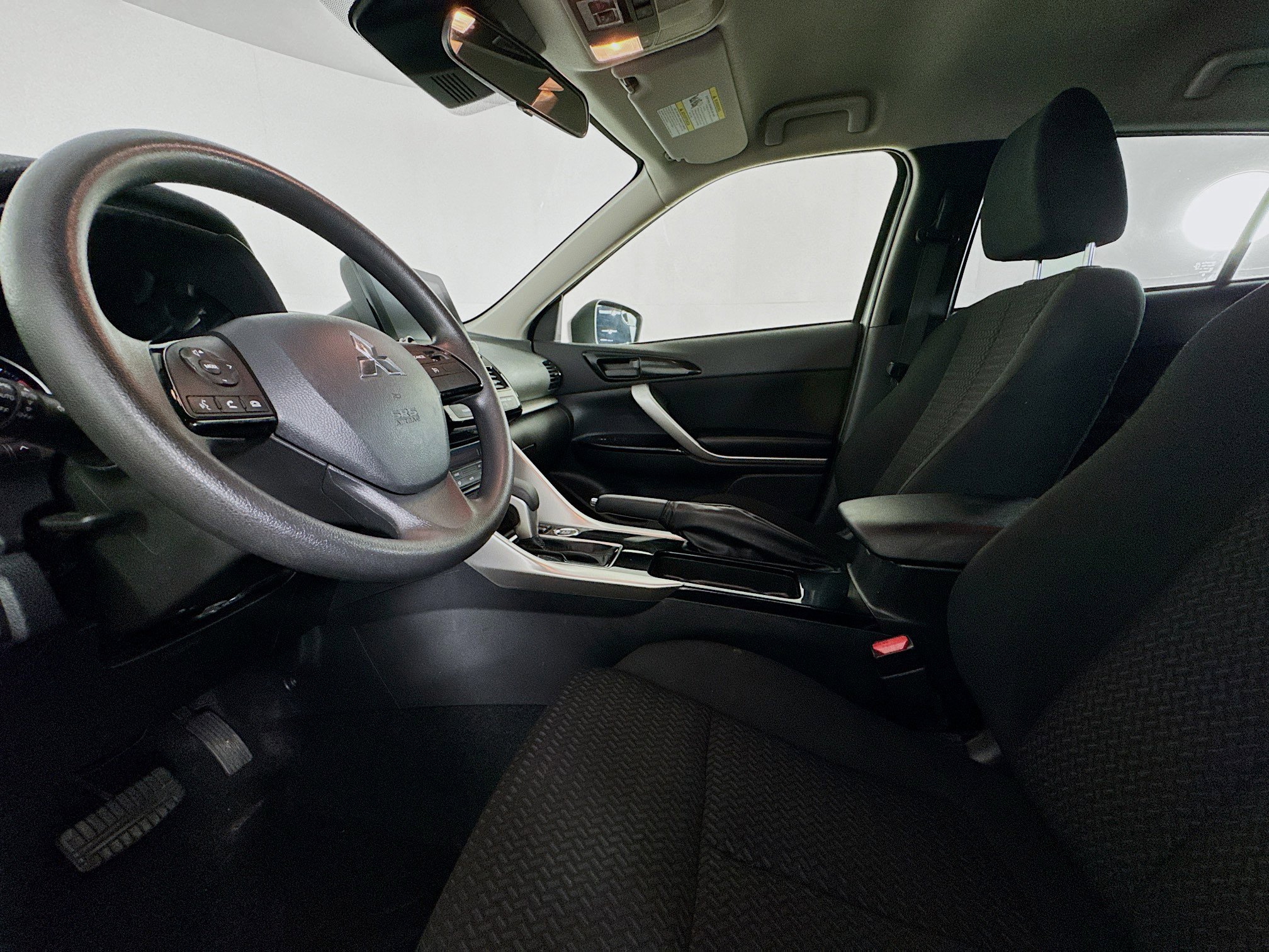 Used 2024 Mitsubishi Eclipse Cross Black Edition image 21