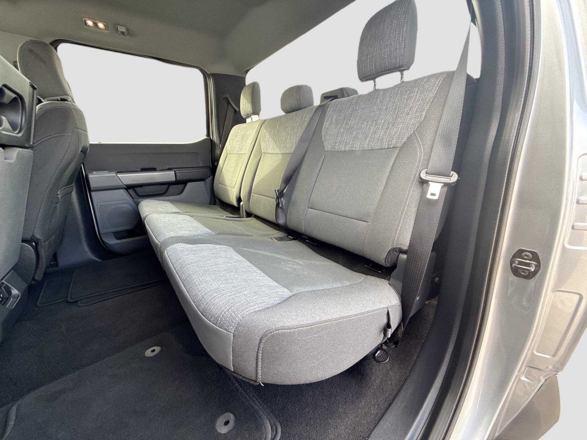 Used 2022 Ford F150 XLT w/ Trailer Tow Package image 14