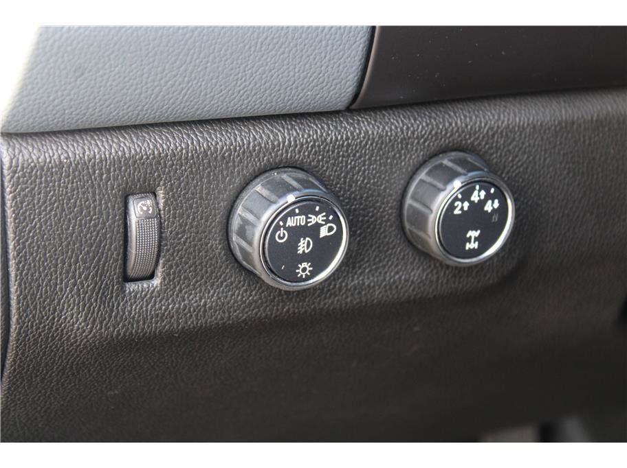 Used 2016 Chevrolet Colorado Z71 AWD/4WD image 14