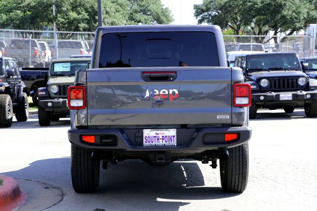 Used 2021 Jeep Gladiator Overland w/ Popular Equipment Package AWD/4WD image 6