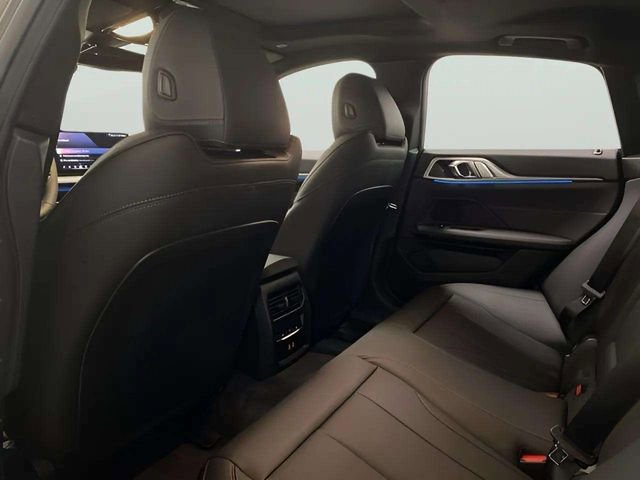 Used 2025 BMW i4 xDrive40i w/ Parking Assistance Package image 29