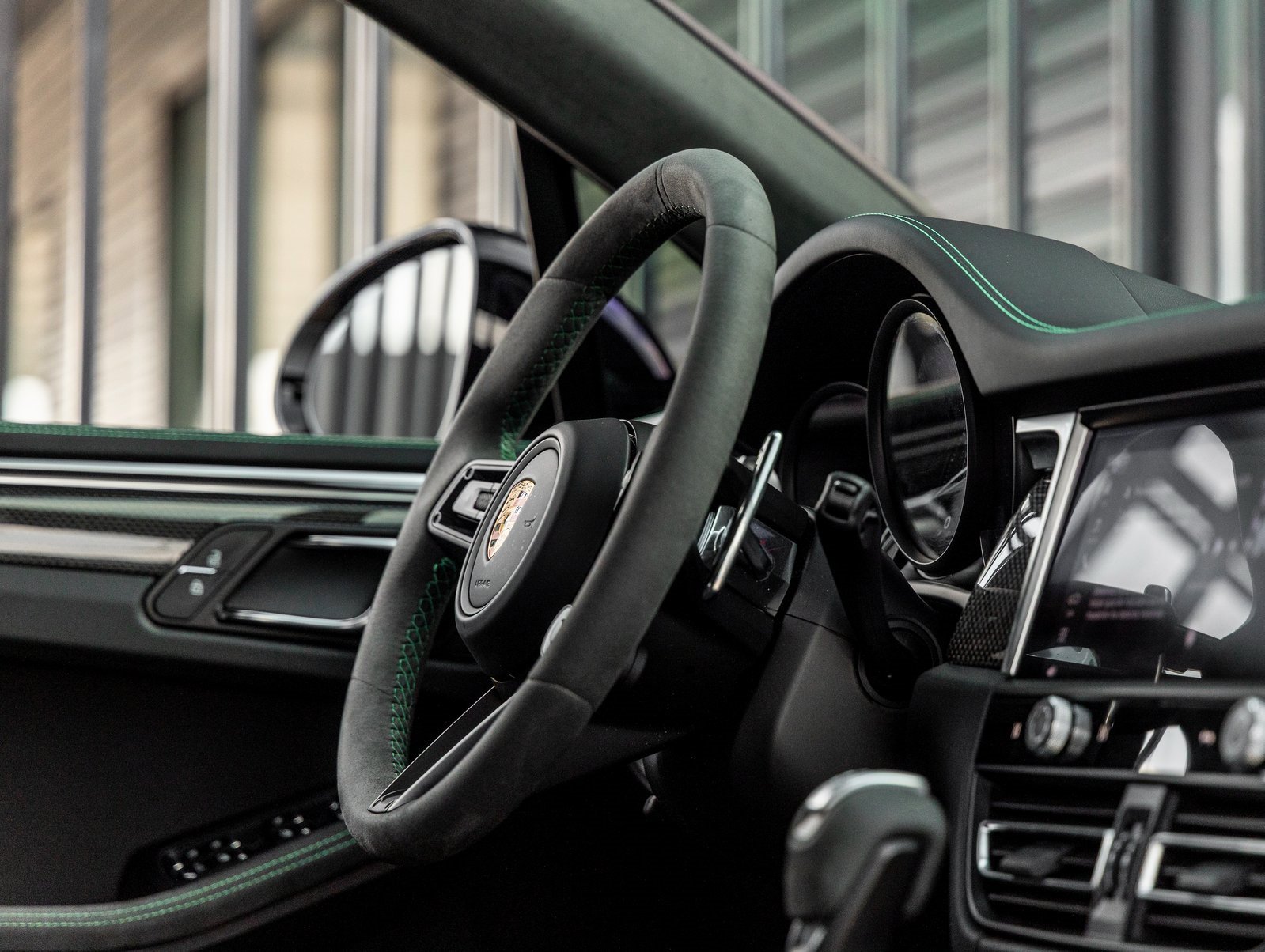 Used 2023 Porsche Macan GTS image 45