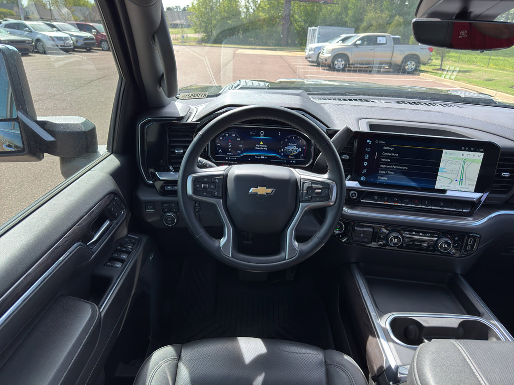 Used 2024 Chevrolet Silverado 2500 LTZ w/ LTZ Plus Package image 22
