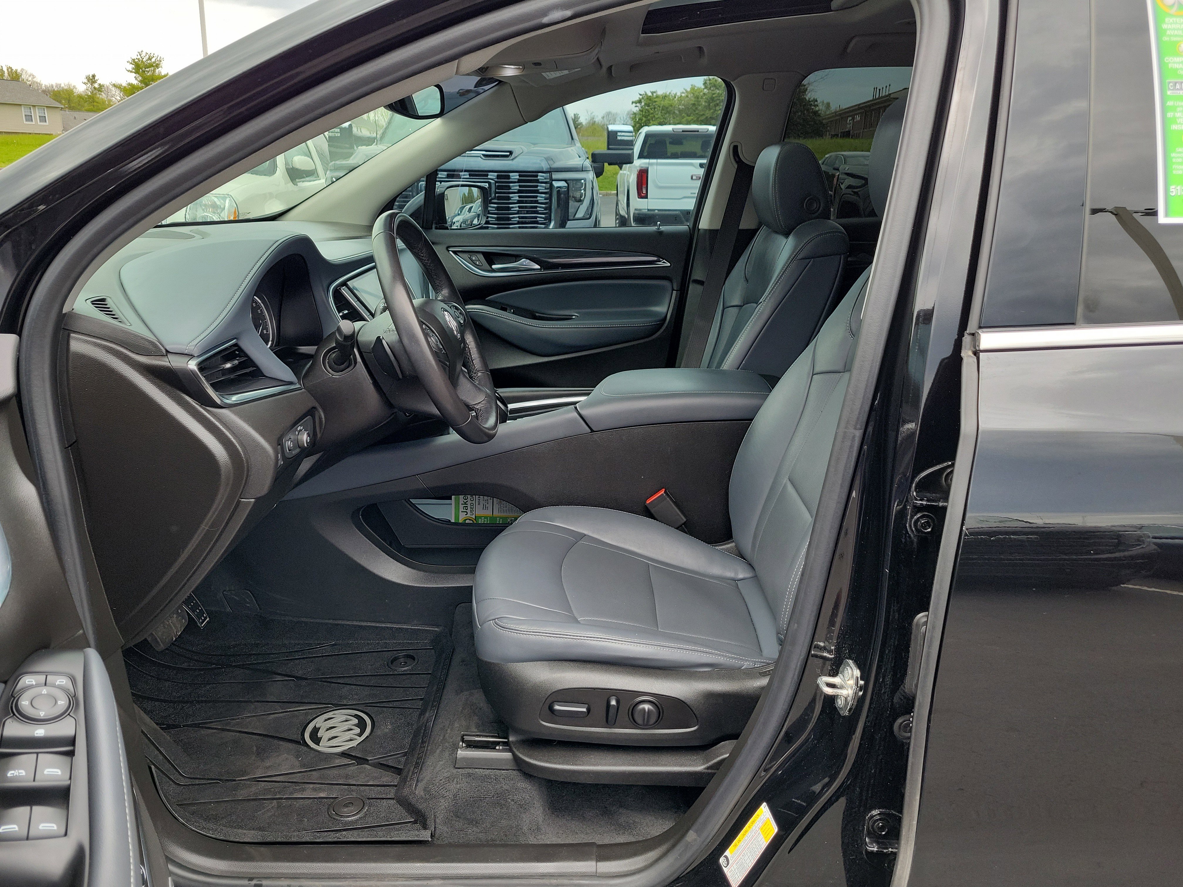 Used 2021 Buick Enclave Essence w/ Sport Touring Edition image 16