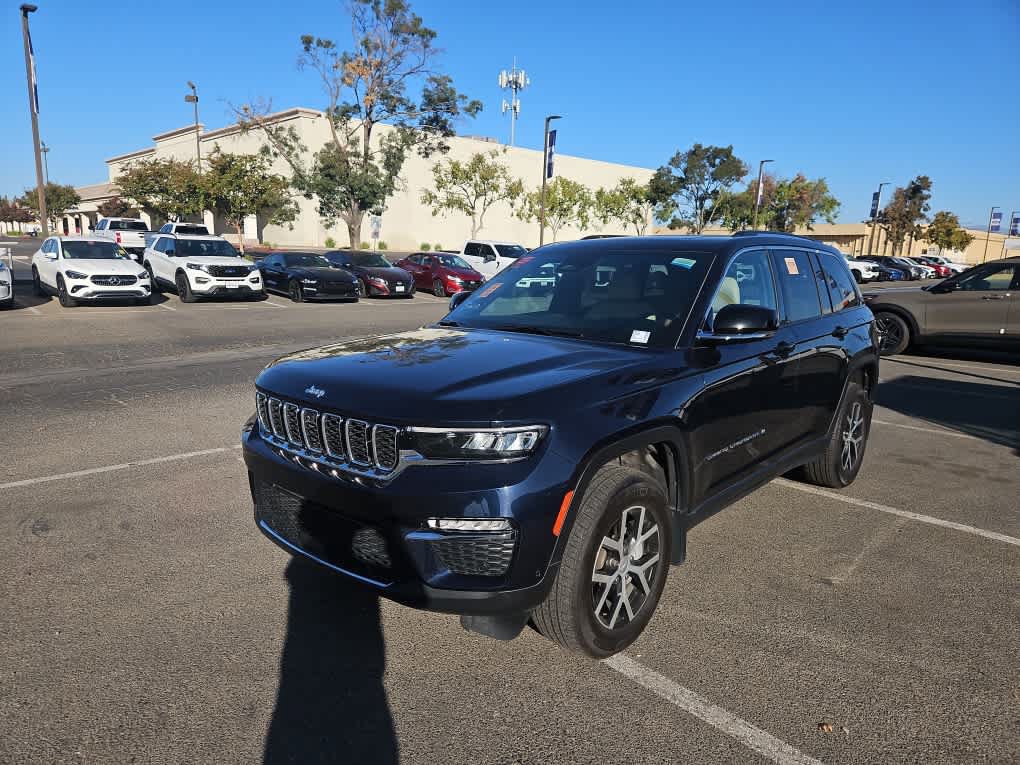 Used 2023 Jeep Grand Cherokee Limited w/ Luxury Tech Group II