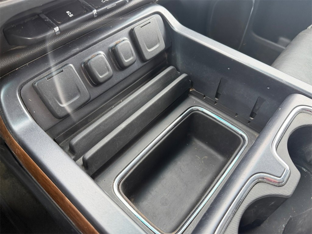 Used 2015 Chevrolet Silverado 2500 LTZ image 27