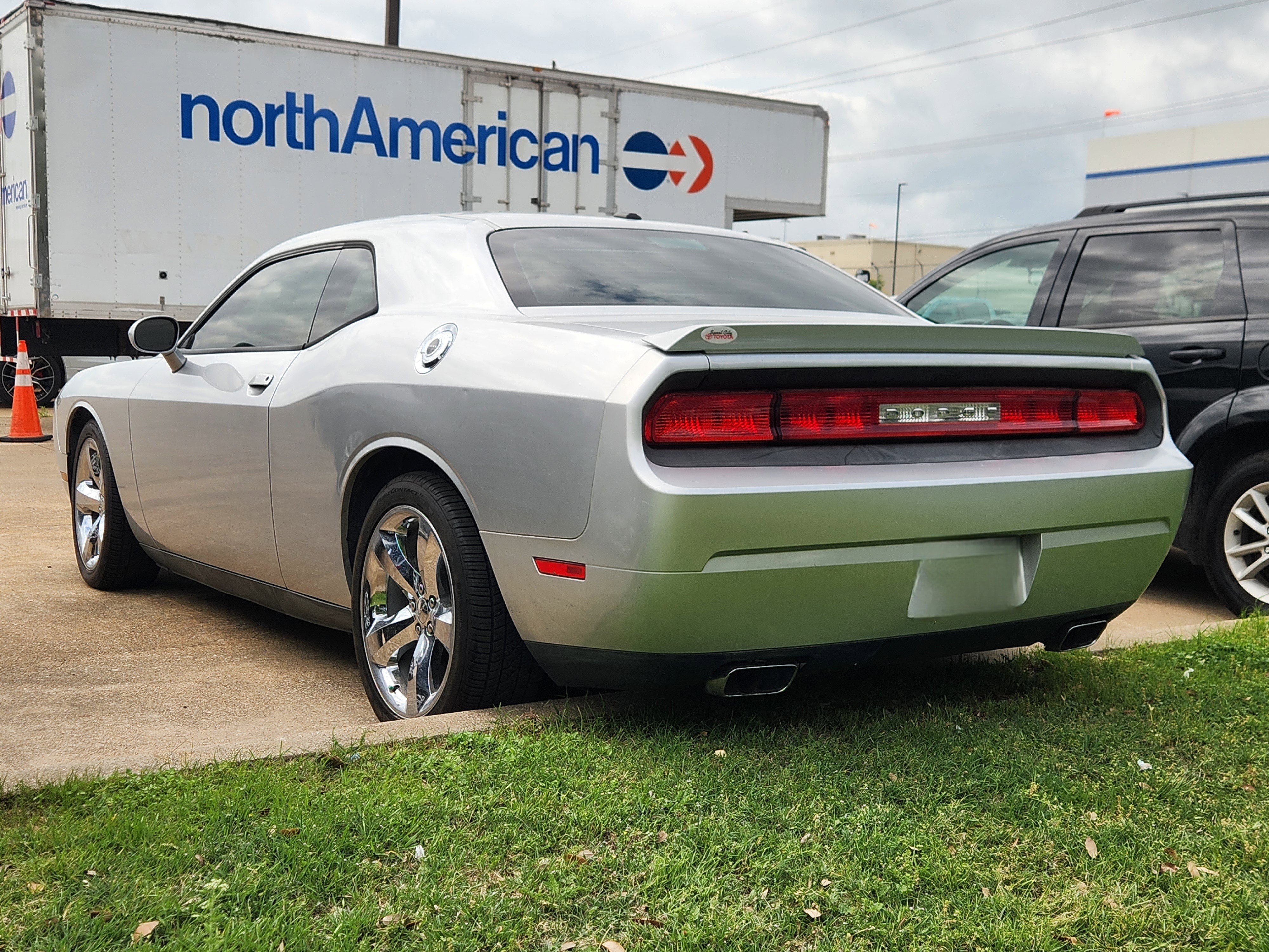 Used 2012 Dodge Challenger R/T Plus image 6