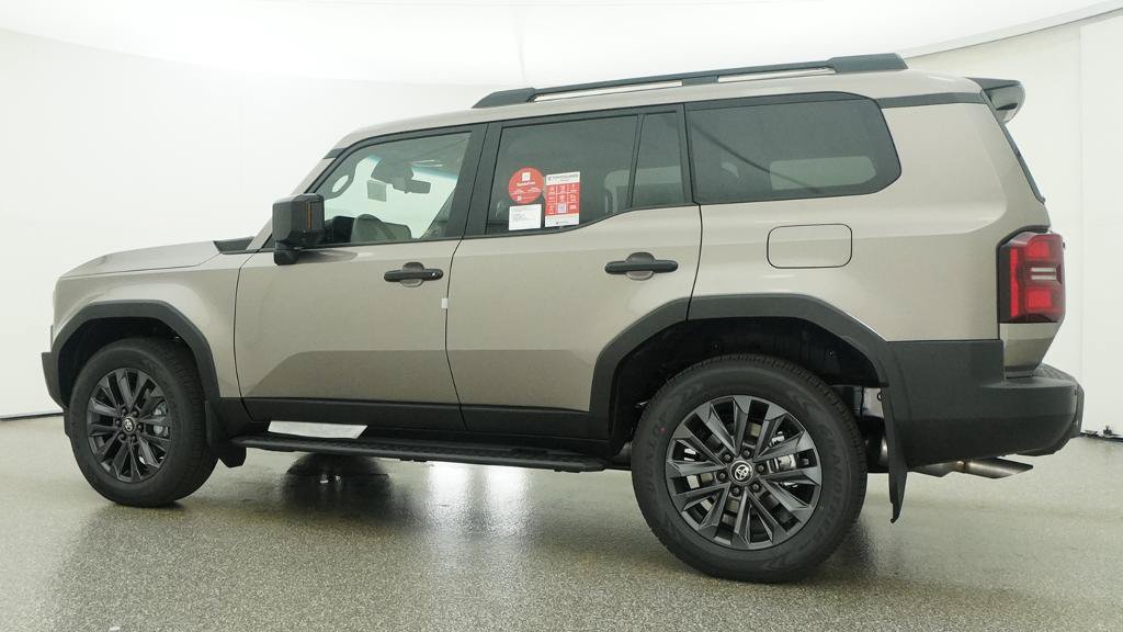 New 2027 Toyota Land Cruiser w/ Premium Package AWD/4WD image 23