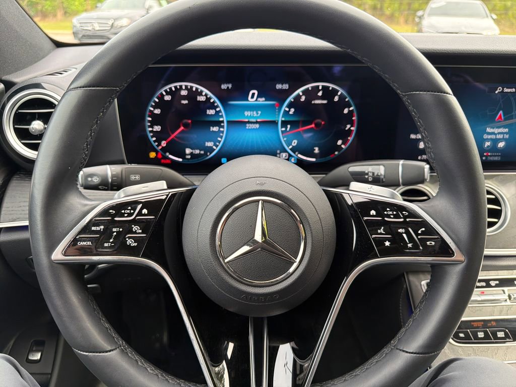 Used 2022 Mercedes-Benz E 350 Sedan image 15