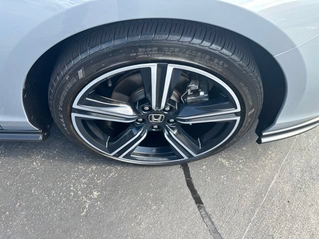 Used 2024 Honda Accord Sport image 19