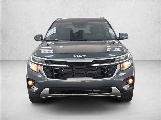 Used 2026 Kia Seltos EX FWD image 2