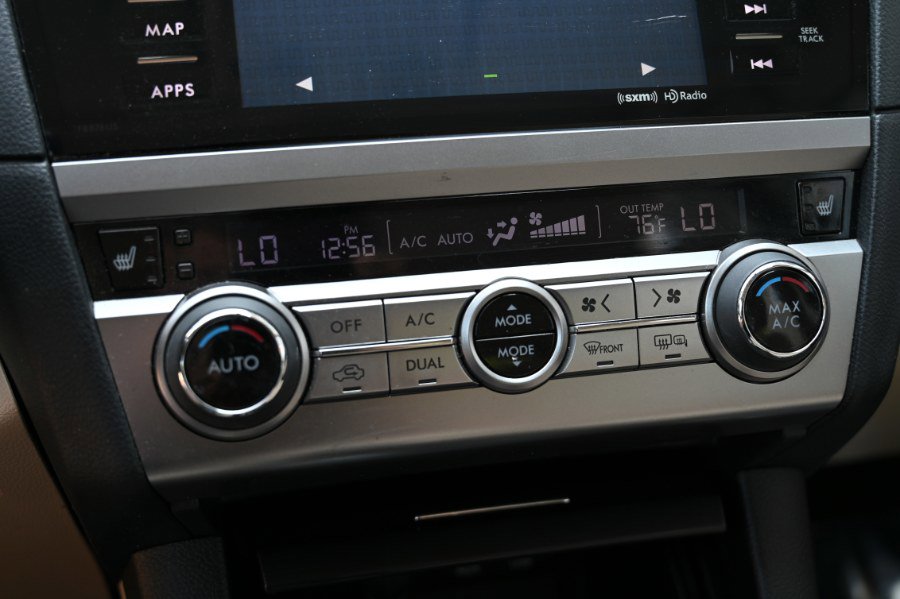 Used 2017 Subaru Legacy 3.6R Limited image 28