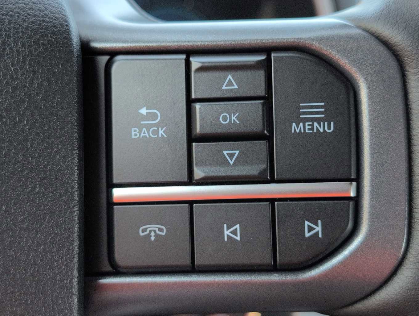 Certified 2025 Ford F150 Lariat w/ Equipment Group 501A Mid image 23