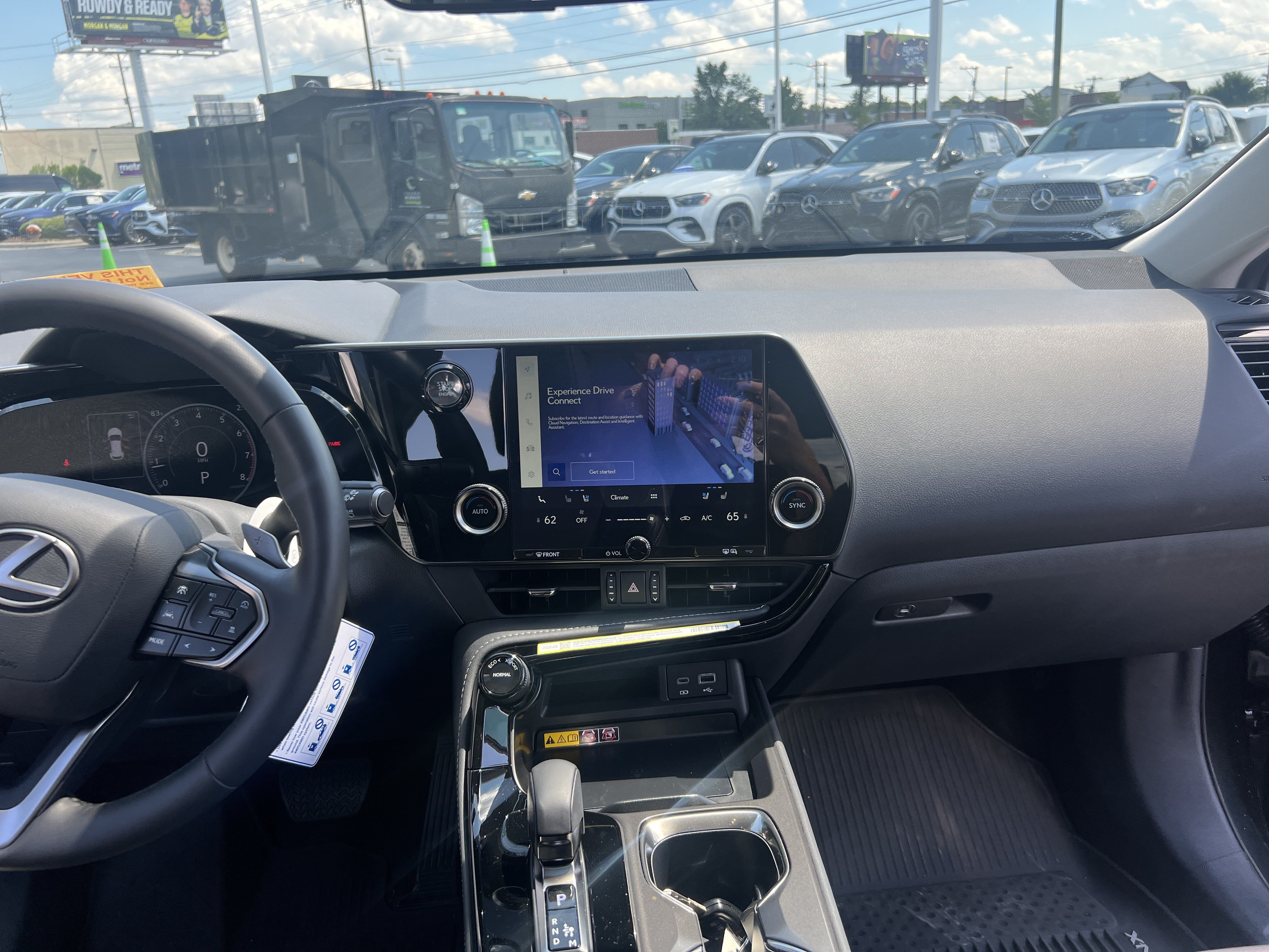 Certified 2025 Lexus NX 350 AWD w/ Accessory Package (2T) image 31