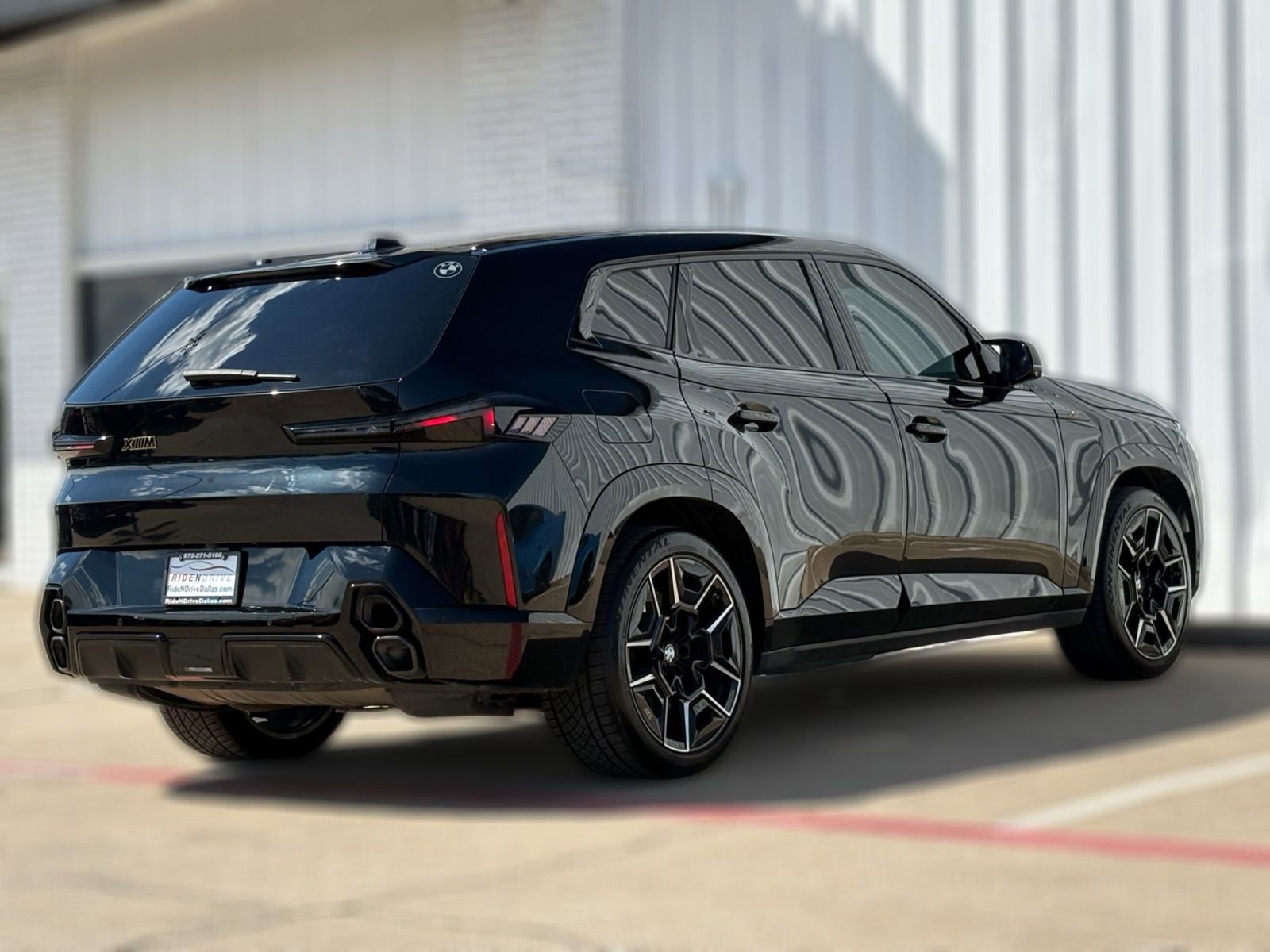 Used 2024 BMW XM image 8