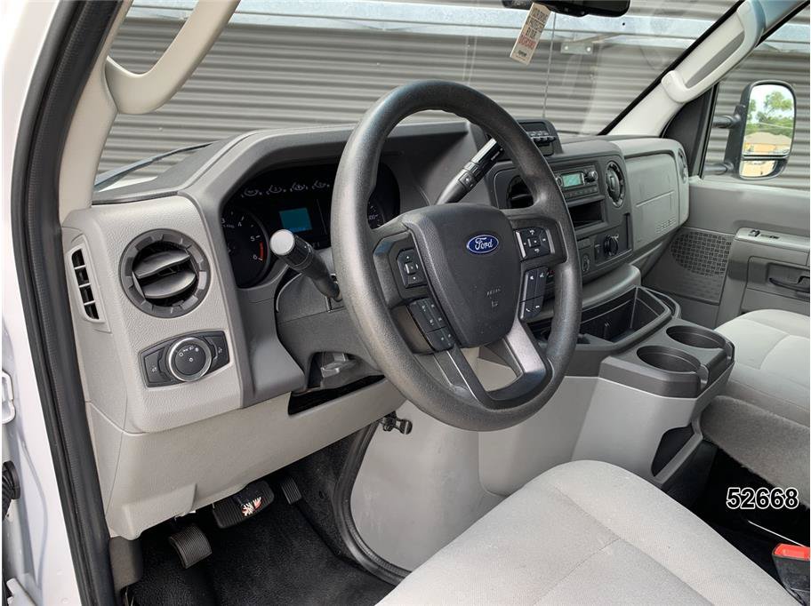 Used 2023 Ford E-450 and Econoline 450 Super Duty w/ Power Windows & Locks Group RWD image 27