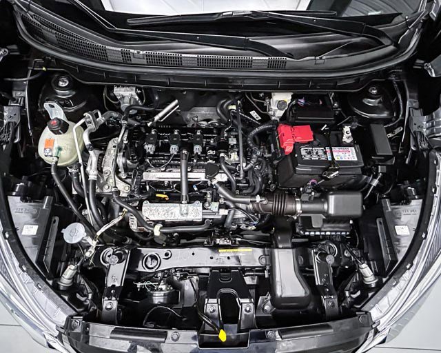 Used 2023 Nissan Kicks SV FWD image 24