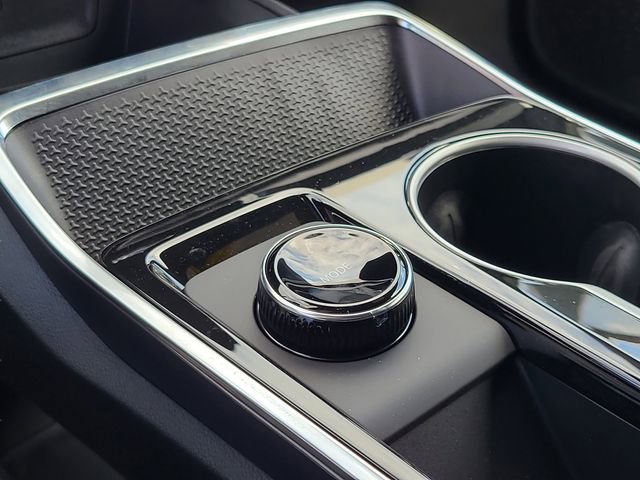 New 2026 Chevrolet Equinox LT w/ Midnight Edition FWD image 26