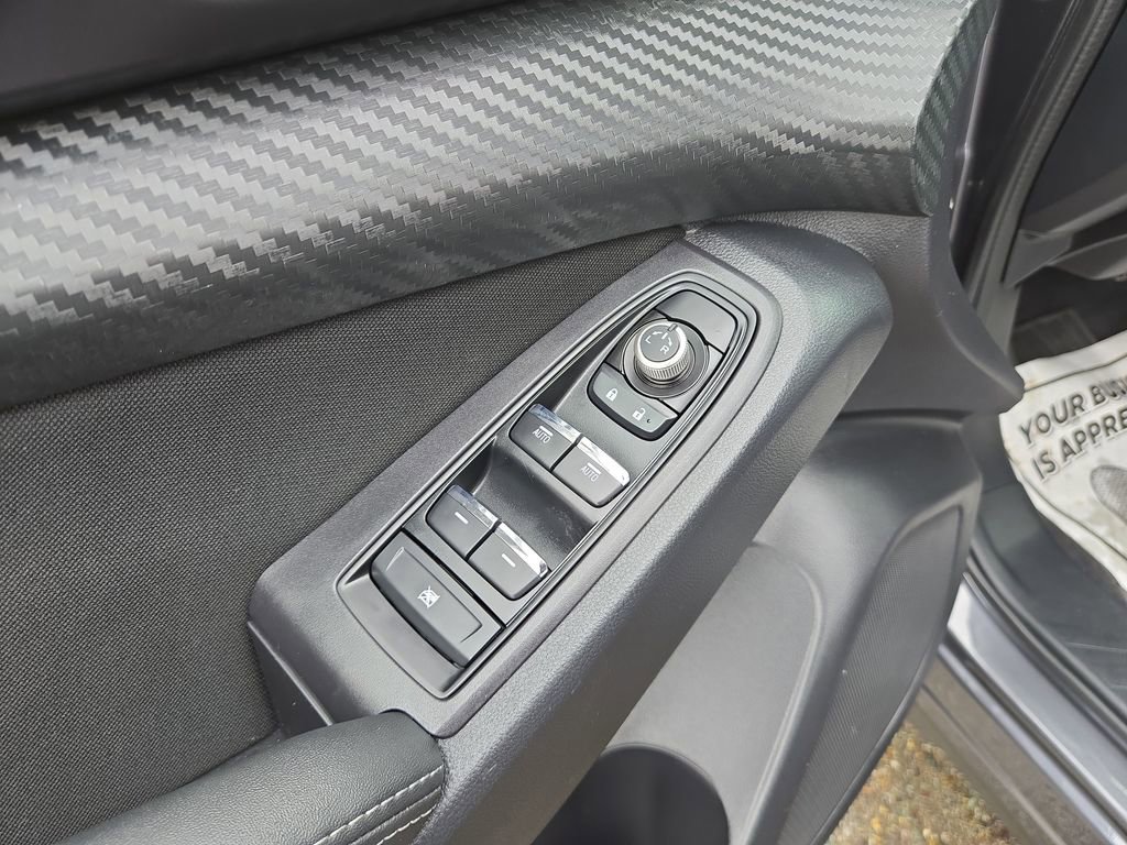 Used 2025 Subaru Ascent Premium w/ Premium Package image 13