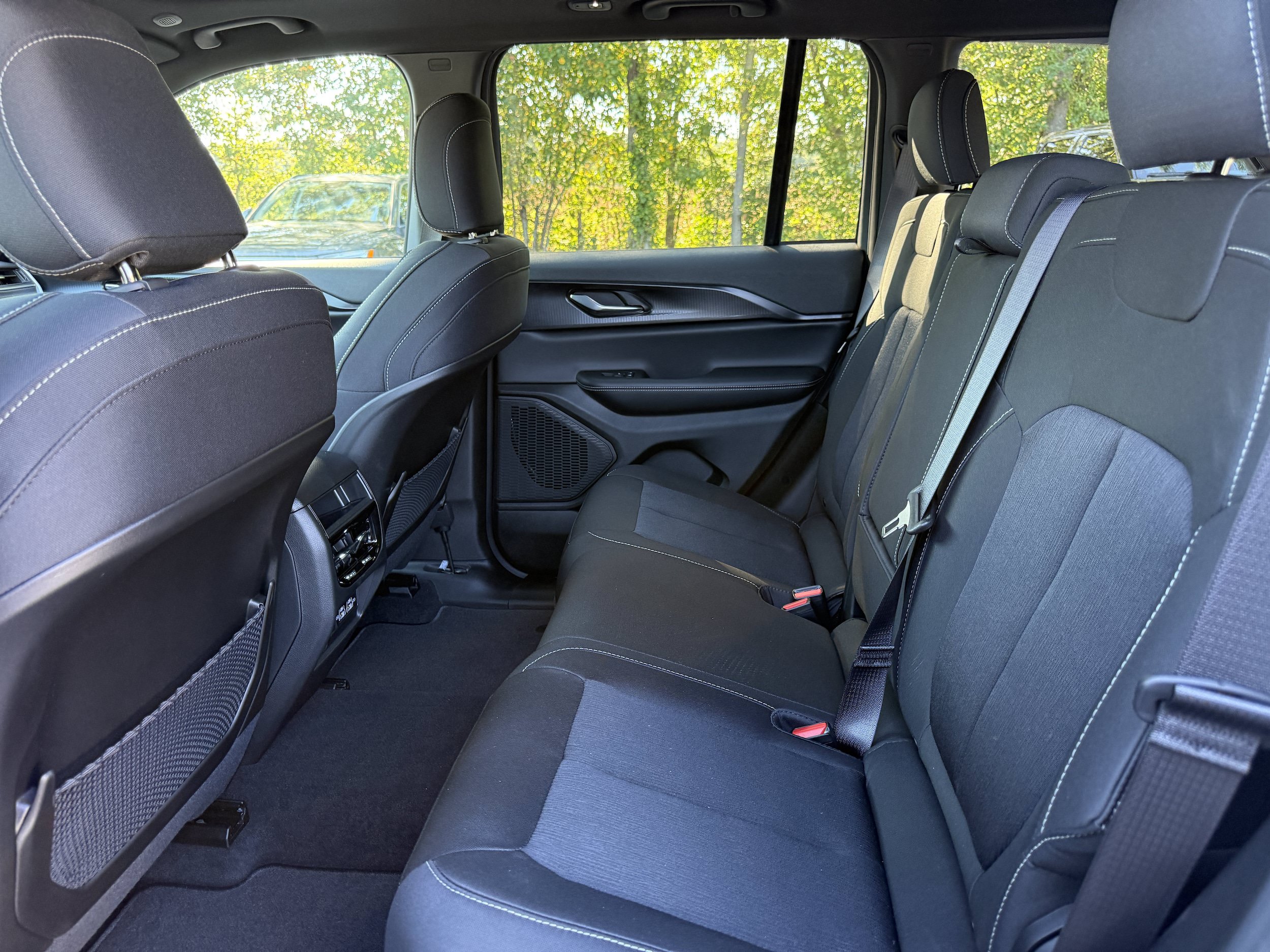 New 2026 RAM 3500 Big Horn AWD/4WD image 15