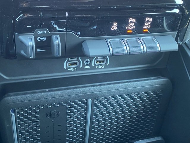 New 2026 RAM 1500 4x4 Crew Cab image 24