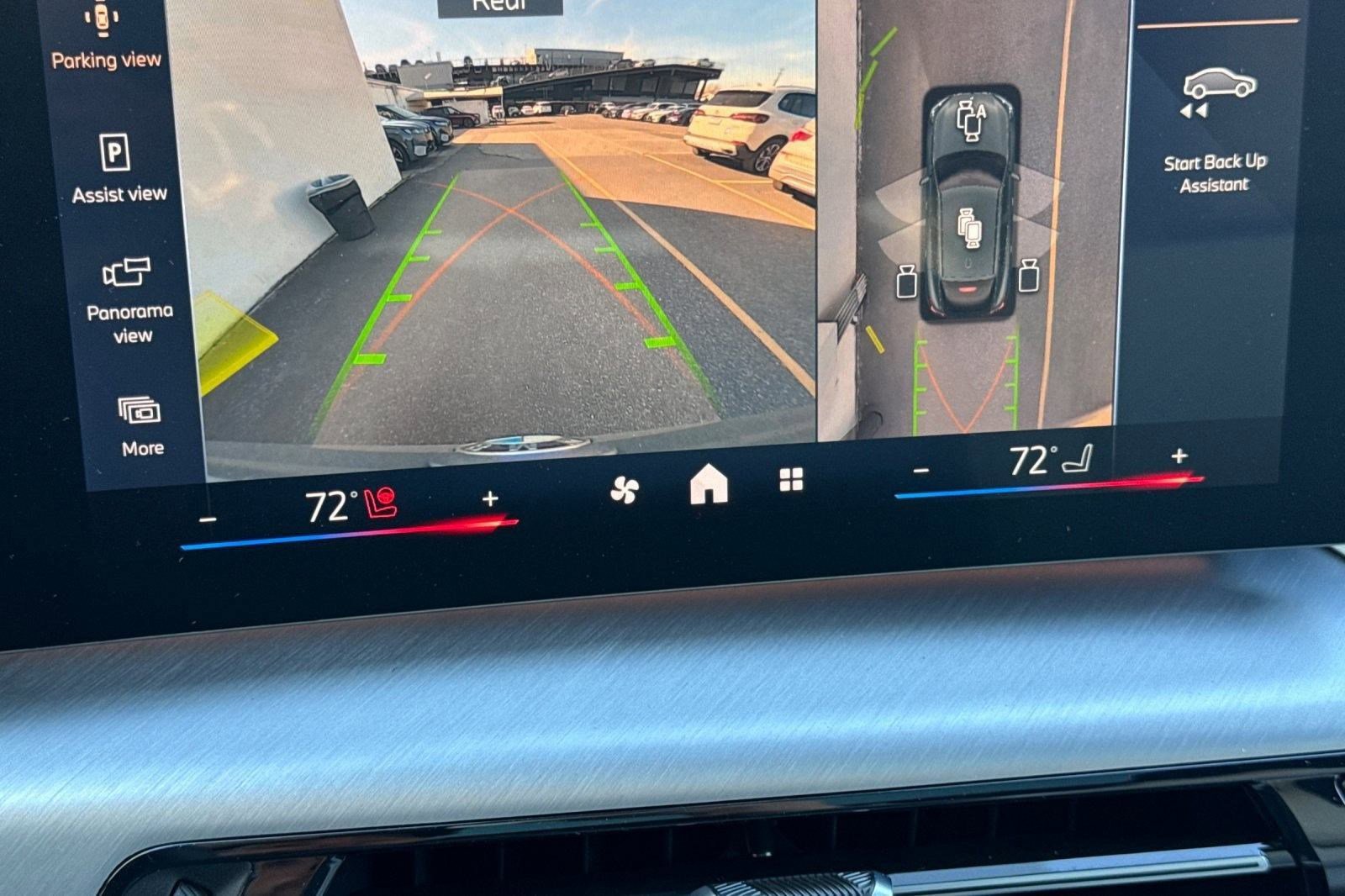 New 2026 BMW X2 xDrive28i w/ Technology Package image 25