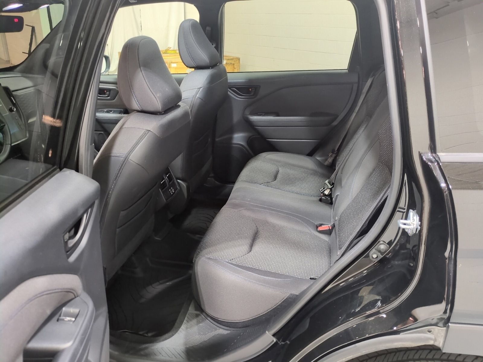 Certified 2025 Subaru Forester Premium AWD/4WD image 14