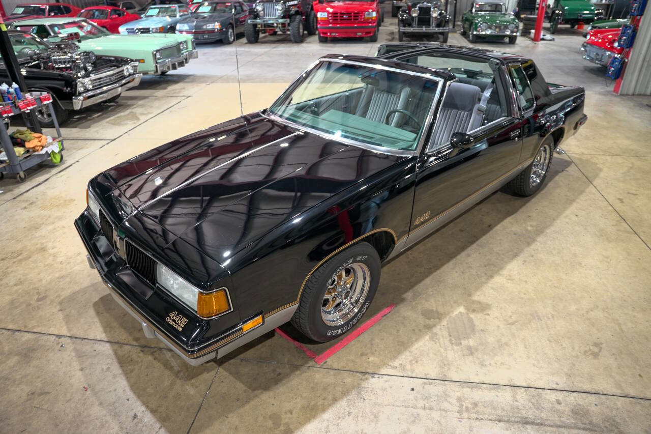 Used 1987 Oldsmobile Cutlass Supreme Salon image 15