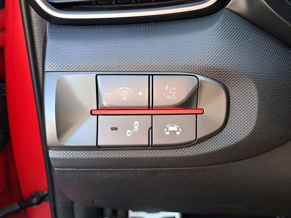 Used 2020 Hyundai Veloster Turbo Ultimate image 23