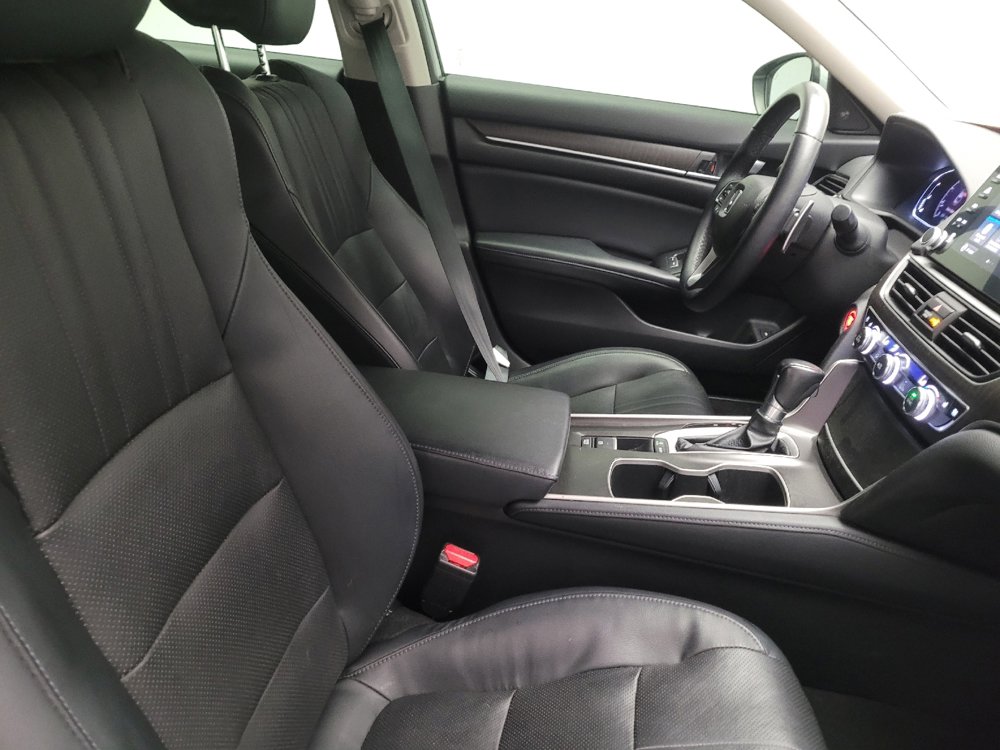 Used 2018 Honda Accord Touring image 21