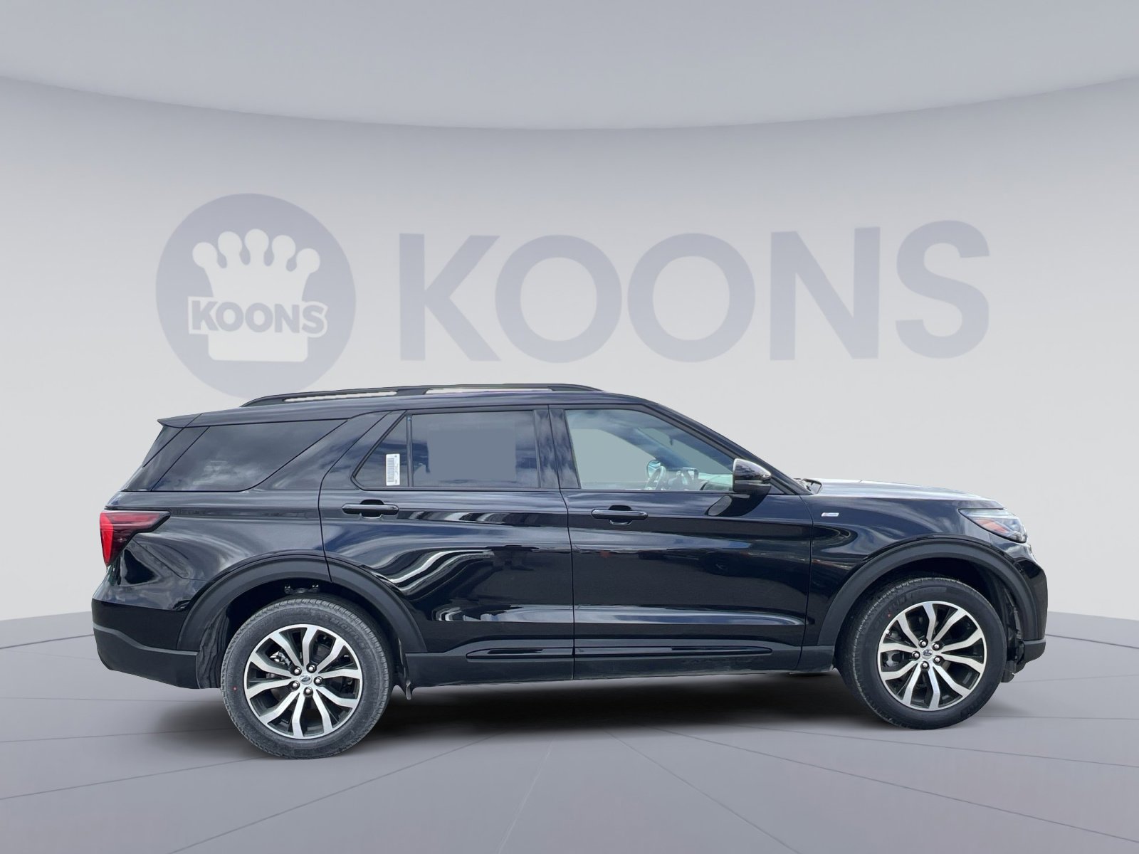 New 2026 Ford Explorer ST-Line image 8