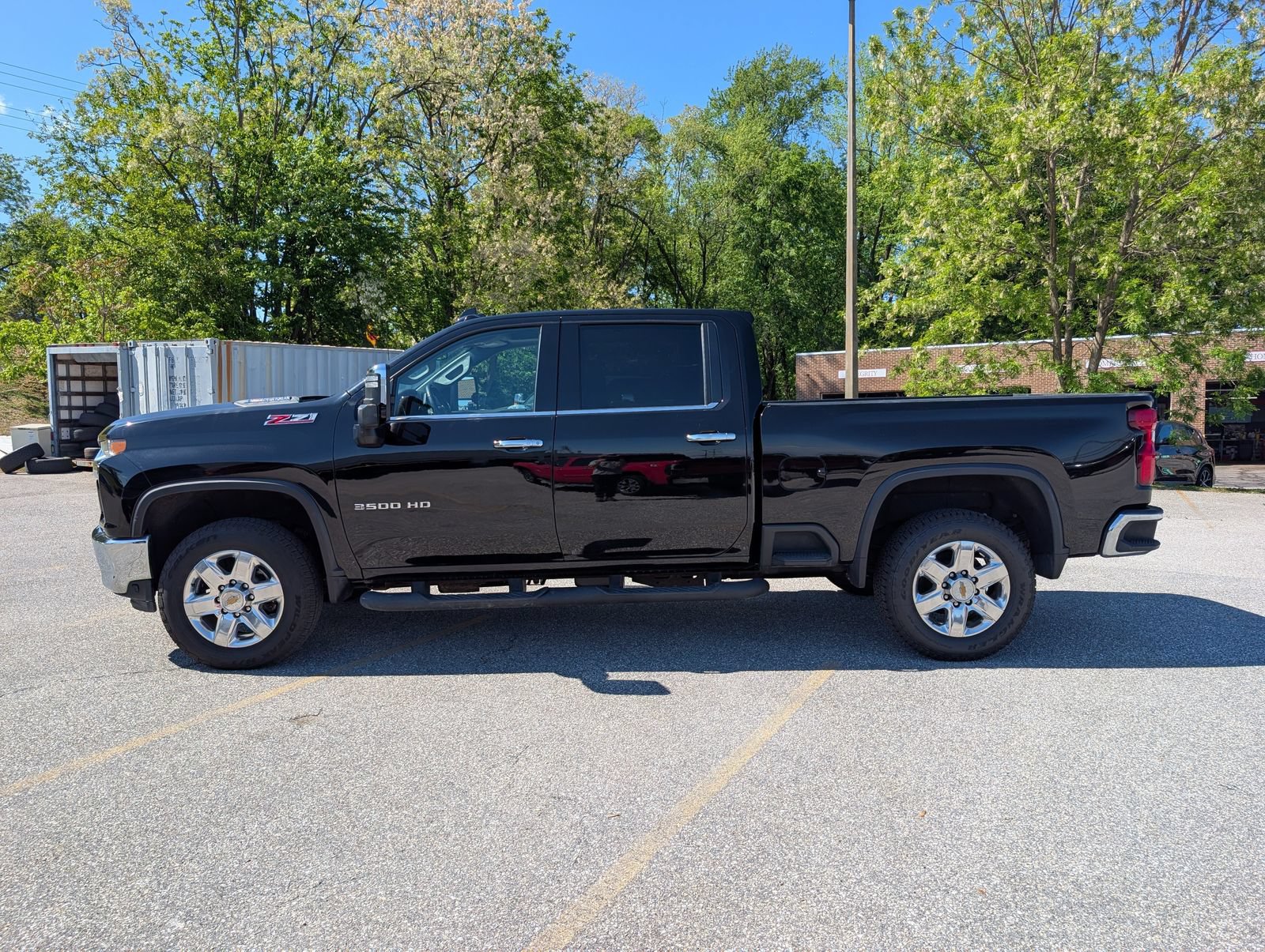 Used 2023 Chevrolet Silverado 3500 LTZ AWD/4WD image 6