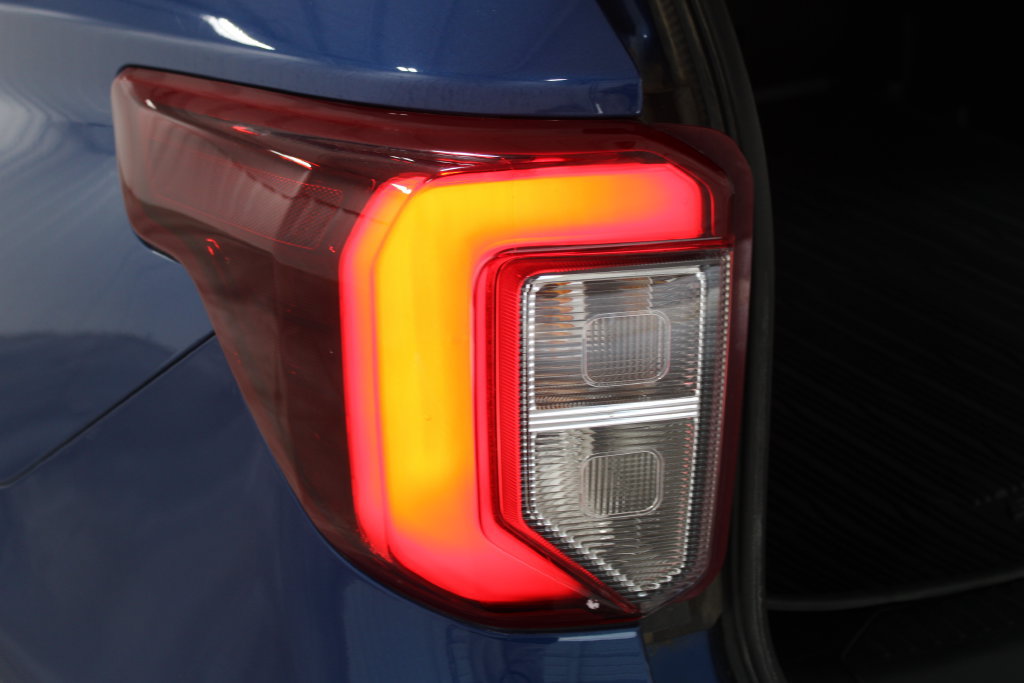 Used 2023 Ford Explorer ST w/ Equipment Group 401A AWD/4WD image 22