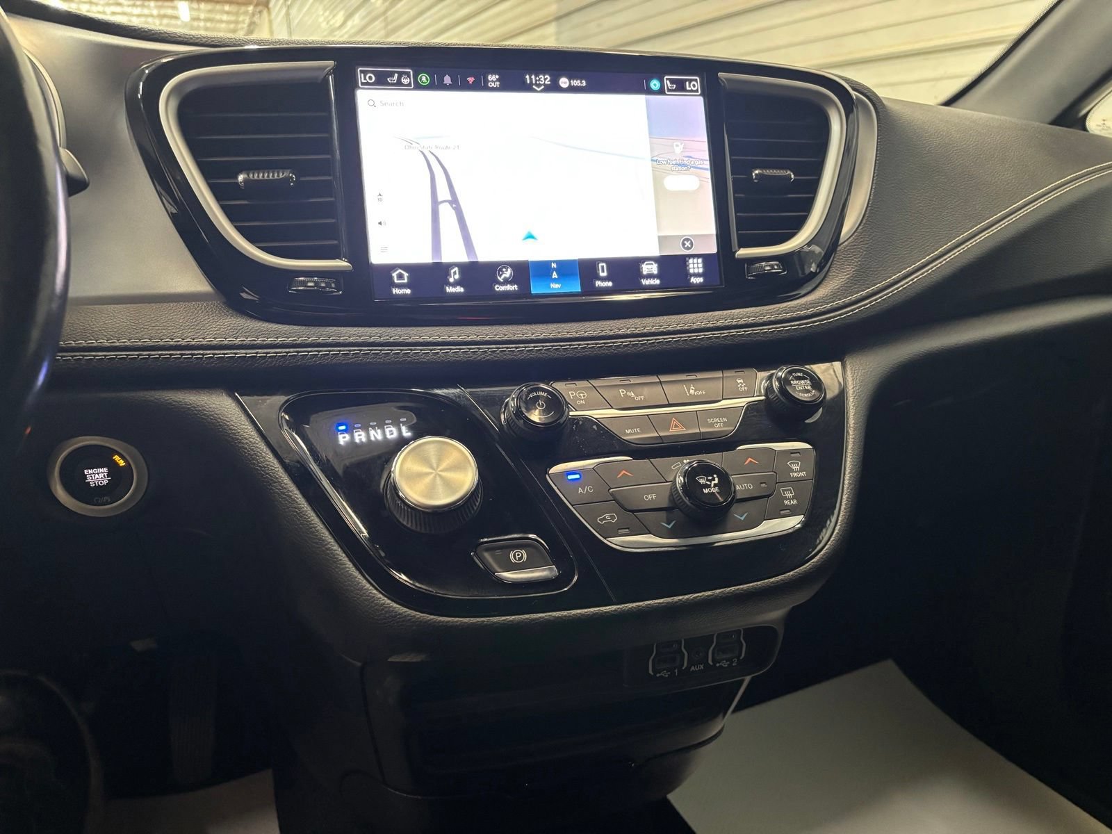 Used 2021 Chrysler Pacifica Touring-L w/ S Appearance Package FWD image 20