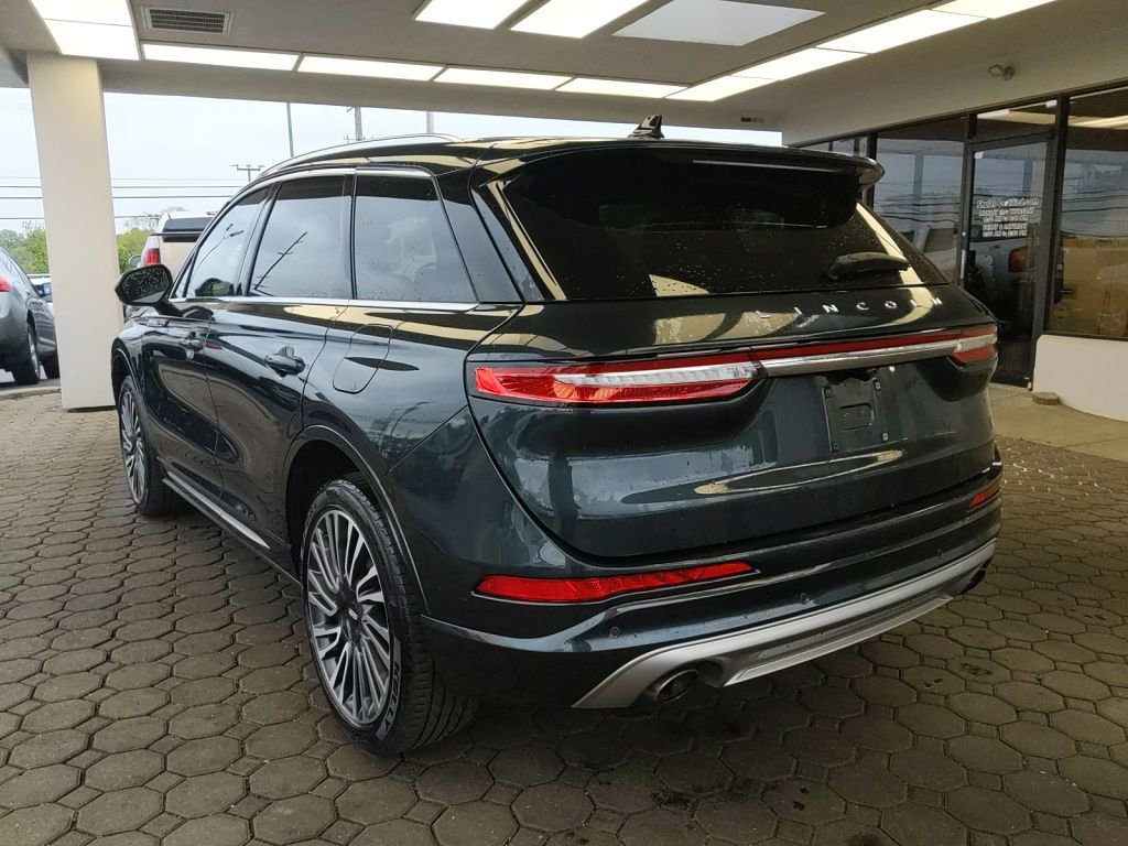 Used 2022 Lincoln Corsair Reserve w/ Sport Package AWD/4WD image 7