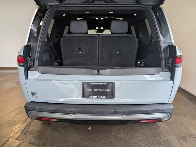 Used 2024 Rivian R1S Adventure image 5