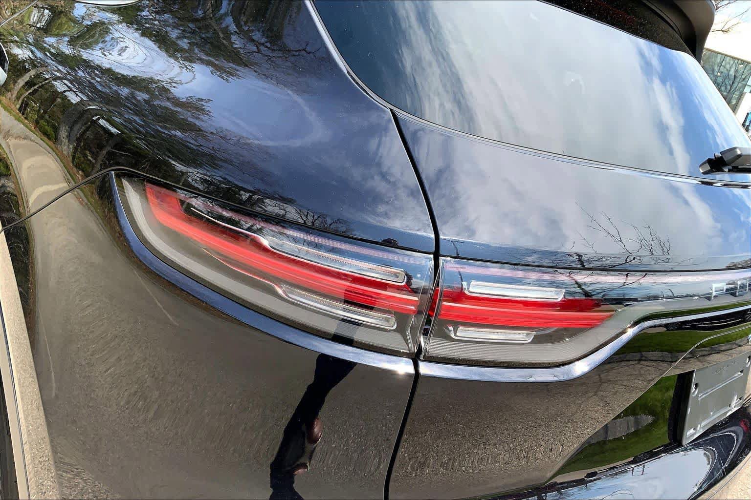 Used 2019 Porsche Cayenne AWD/4WD image 26