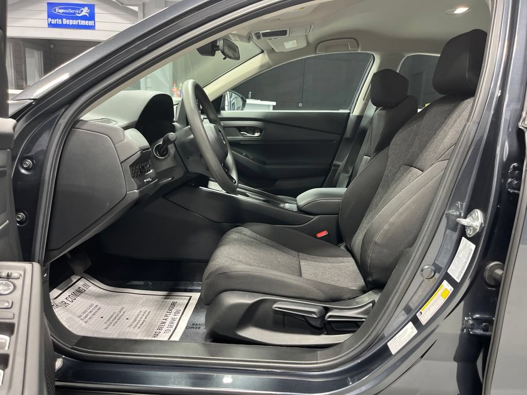 Used 2025 Honda Accord LX image 14