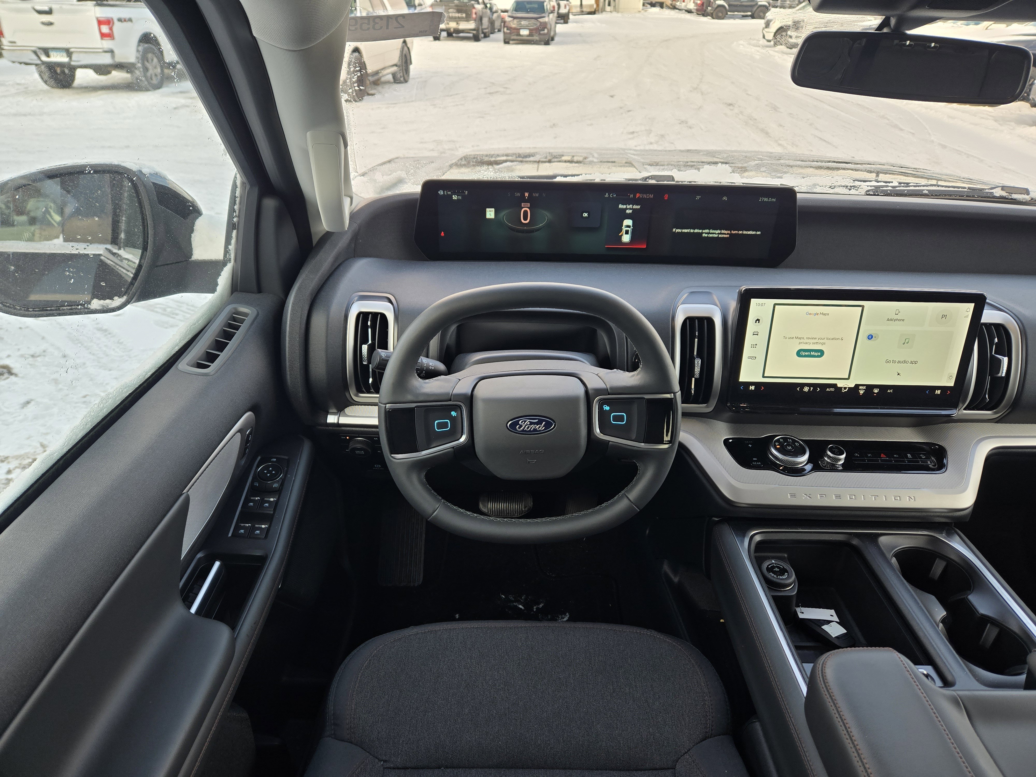 Used 2025 Ford Expedition Active image 2