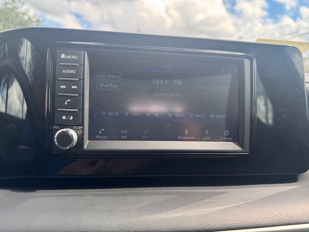 Used 2025 Nissan Kicks S FWD image 19