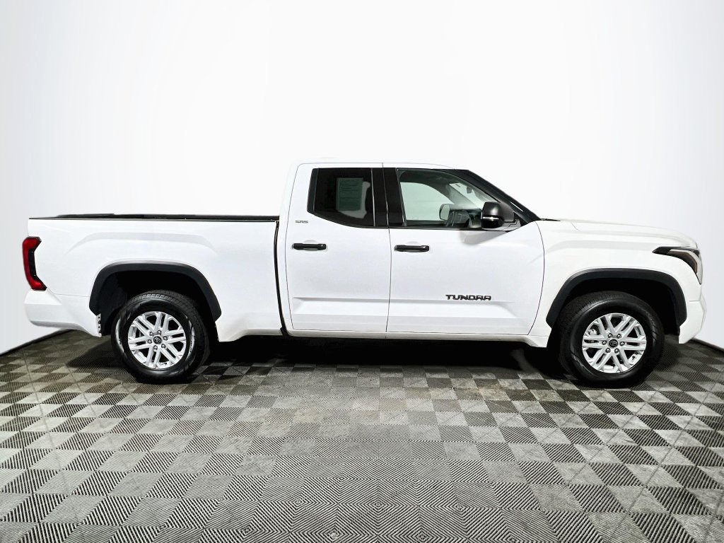Certified 2022 Toyota Tundra SR5 w/ SR5 Convenience Package RWD image 8